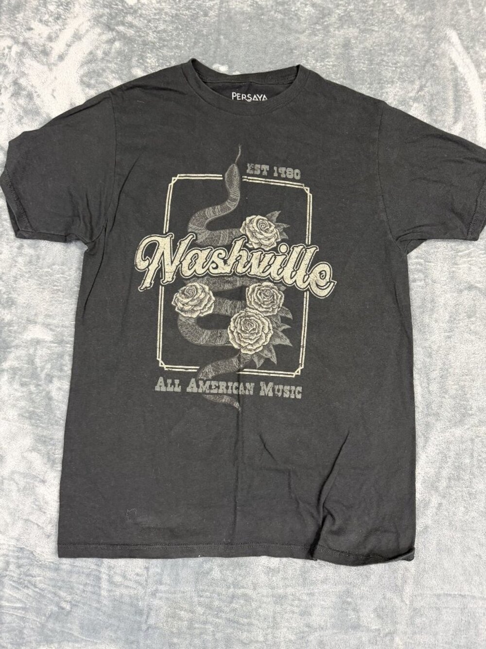 Persaya Nashville Graphic T-Shirt Black Snake & Roses Design  M